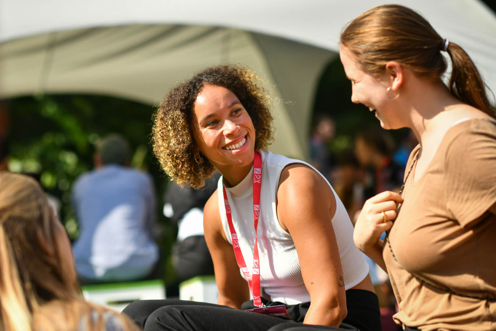 Z2 X 2022 c Phil Dera PHD 8812